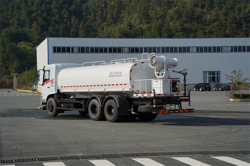 东风新汽D3L洒水车 22方（燃油车）